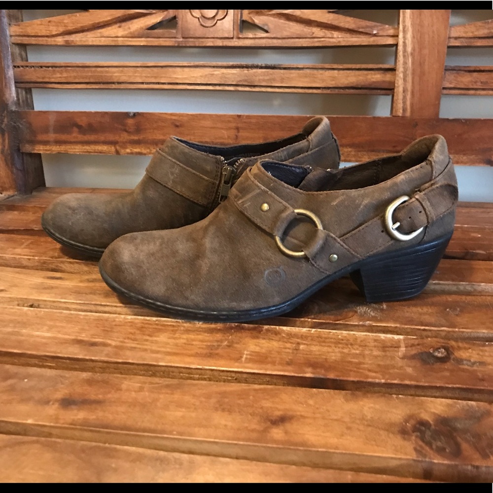 BORN Distressed Leather Western Shoes - Picture 3 of 6